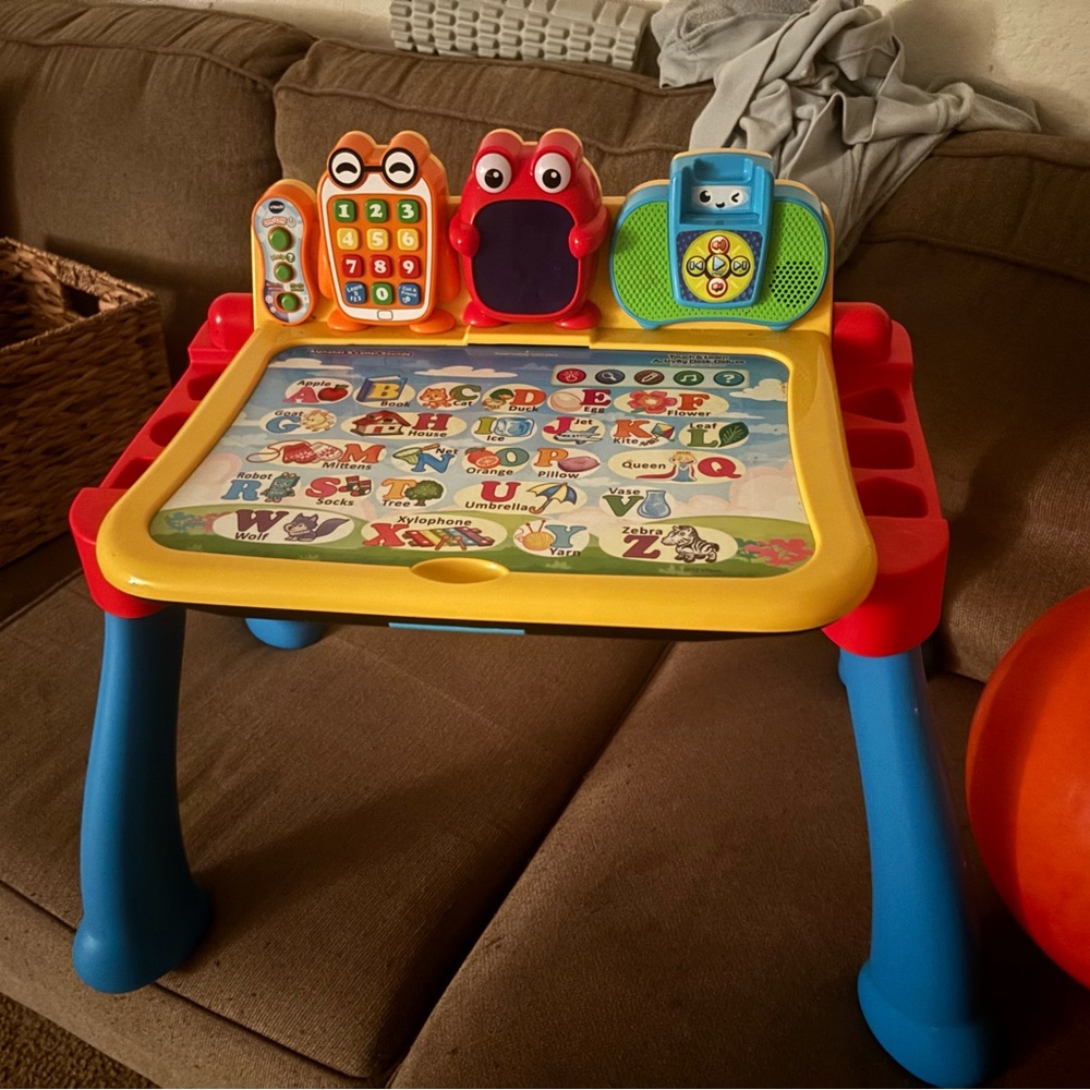 Interactive Learning Table with Alphabet and Numbers